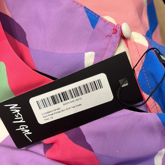 Nasty Gal floral printed Tea Dress - Picture 4 of 4